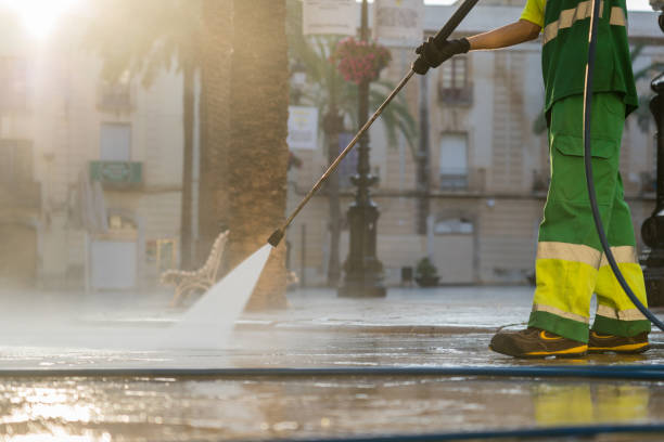 Best Sidewalk Pressure Washing  in Montrose Ghent, OH